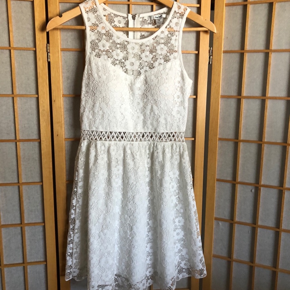 White lace lined mini dress Papaya S/M